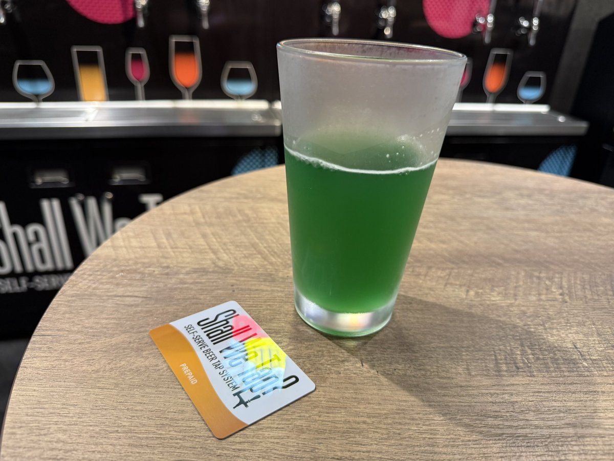 Atomos_w's tweet photo. ビール🍺飲んできた
下手くそすぎて泡がありません😭

ビールの量は1,000円分 https://t.co/A2dPYx22PJ