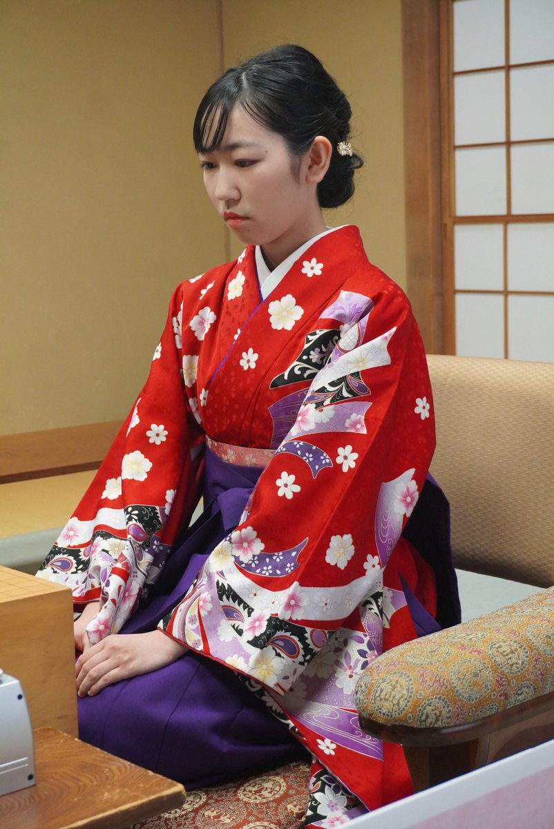 吉原由香里先生直筆サイン入り　末廣高級扇子 吉原由香里先生直筆サイン入り 末廣高級扇子 吉原由香里