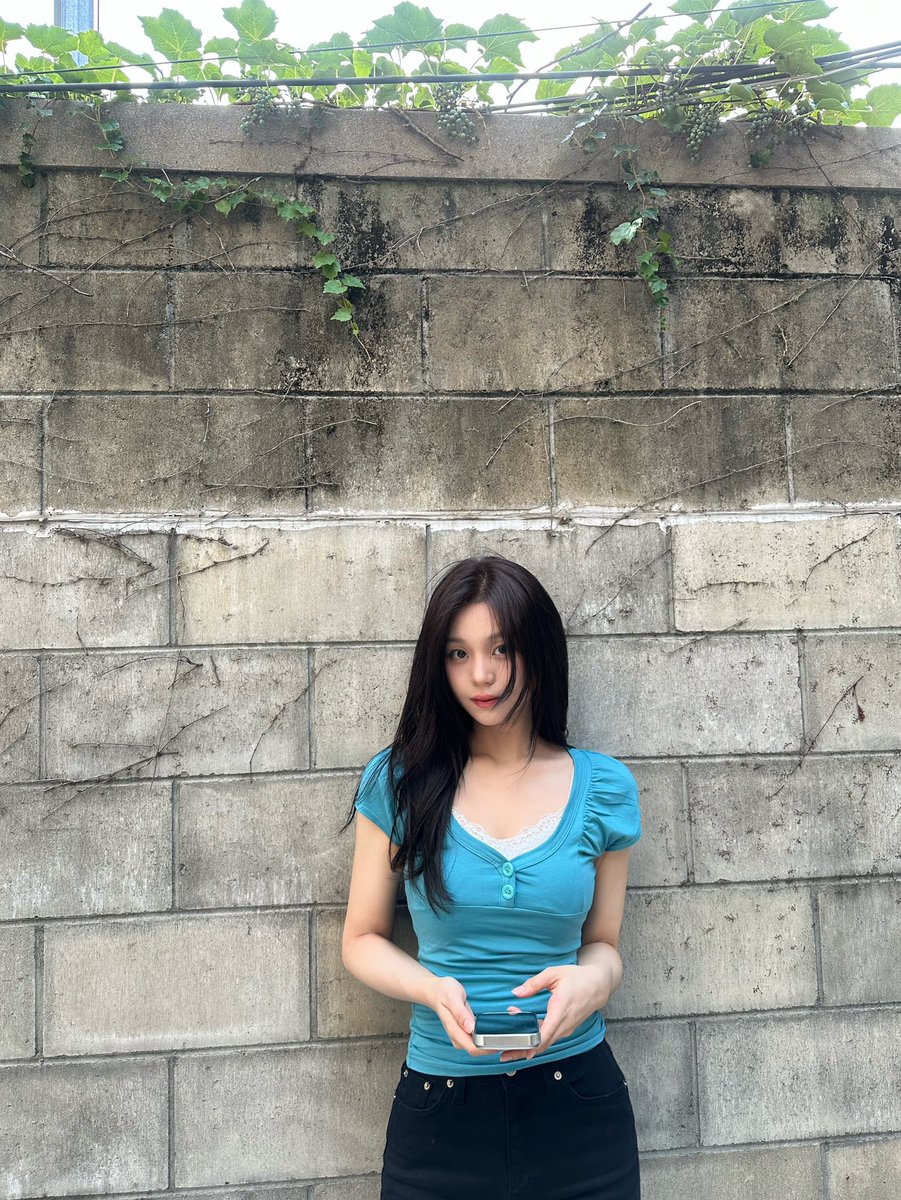 janicenezb's tweet photo. 애기야 보고싶다,,,,
역시 8월은 예원의달이다 https://t.co/JrX00wUz96