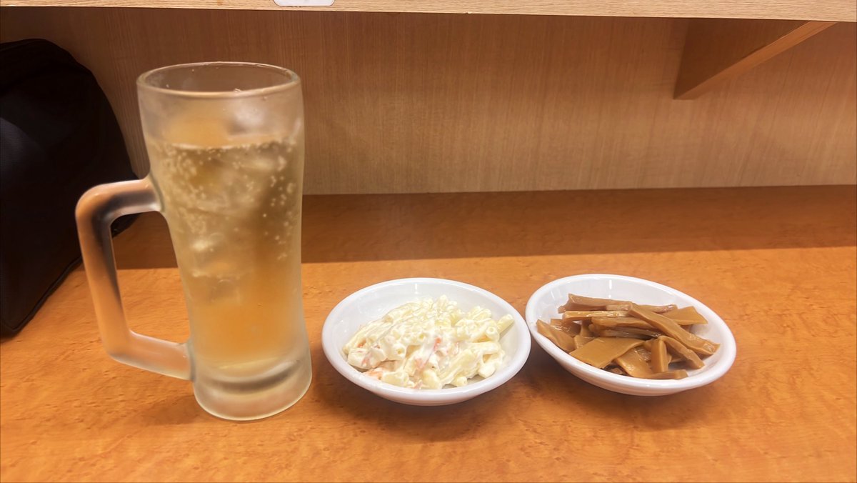 onipan122's tweet photo. すまないw https://t.co/z0QImaXaSh