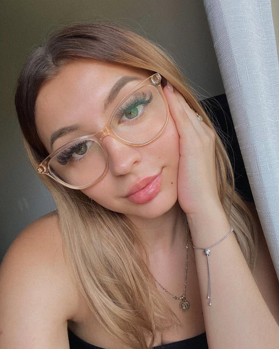 triompheli69956's tweet photo. Coucou vous faites quoi de votre journée aujourd'hui je suis disponible pour des moments coquins 🍑❤️❤️🥰🥰🥰💖🥰🥰🍑🍑♥️♥️♥️♥️💞💞💕💕💞🥒 https://t.co/YgCgPisS3S