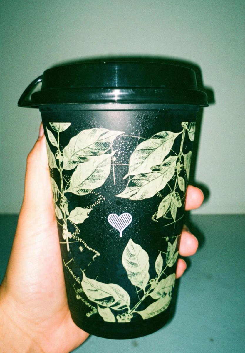 HThisme14's tweet photo. Life is coffee? 🤷‍♂️ https://t.co/RSx4OAEypC