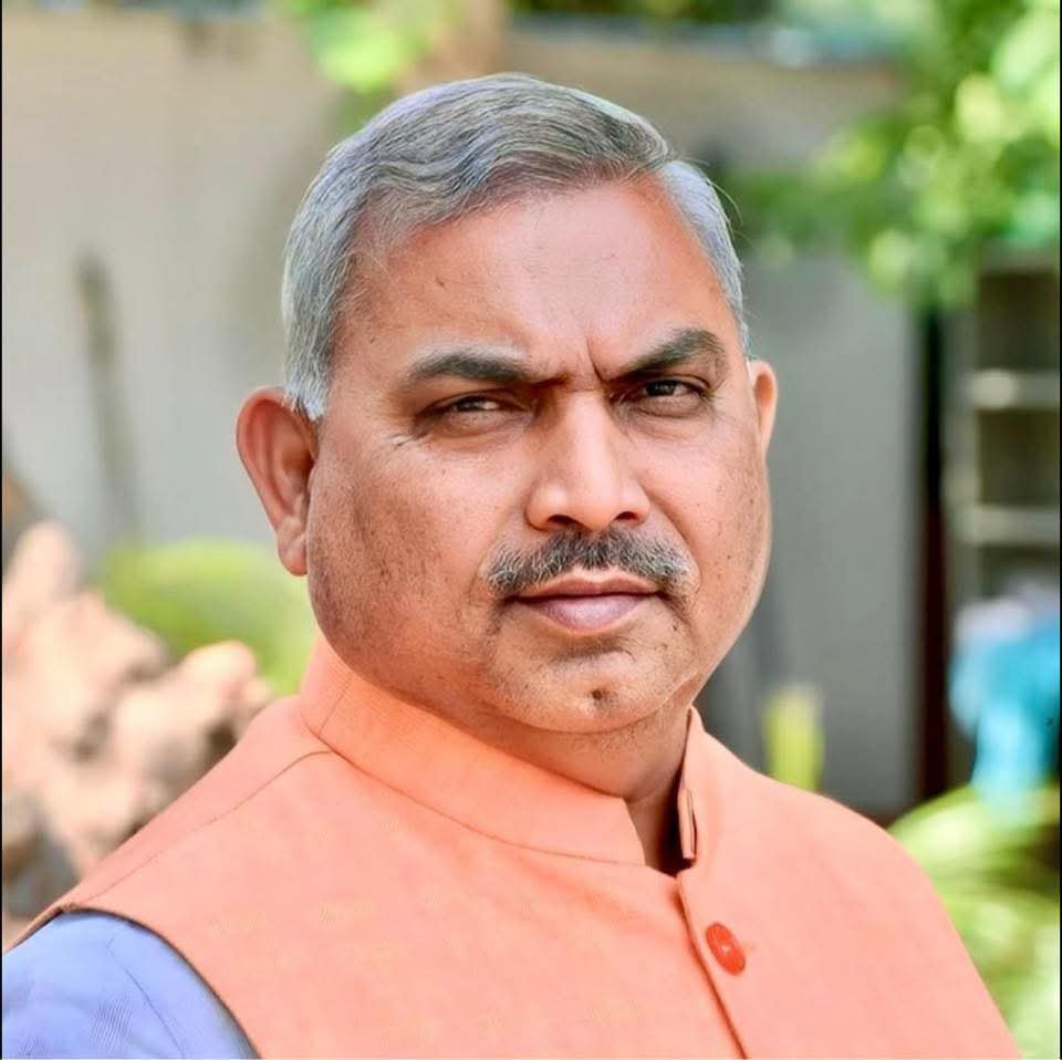 MakhmurK's tweet photo. सरल-सहज व कर्मठ व्यक्तित्व के धनी, कुशल संगठनकर्ता, भारतीय जनता पार्टी के राष्ट्रीय सह संगठन महामंत्री माननीय श्री @shivprakashbjp जी, आपको जन्मदिन की हार्दिक बधाई एवं शुभकामनाएं।

आपके उत्तम स्वास्थ्य, दीर्घायु एवं सुखमय जीवन की कामना करता हूं। https://t.co/XAtX9lTRAx