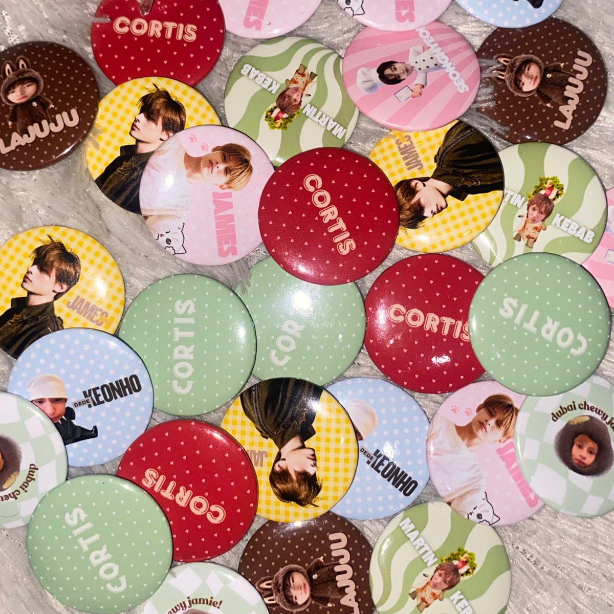 jamnanam's tweet photo. ✨cortis 1st anniversary 
𝘧𝘳𝘦𝘦𝘣𝘪𝘦𝘴 𝘣𝘺 : 
@jamnanam 
 
how to claim:
ʚ coerina only!
ʚ rt &amp; like this post
ʚ claim on 8.8 | 10.00 wib
ʚ will be set 5.000 [no rf]
ʚ 1 kit/person | very limited stock
ʚ write ur usn on notes [i’ll check] https://t.co/eMbZdTjKfO