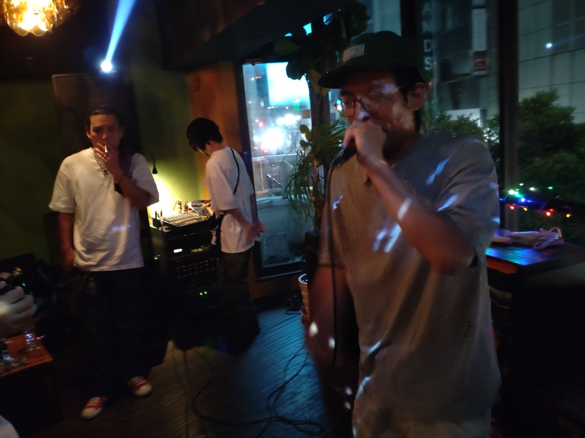 TAKASHI_104's tweet photo. TA-TIさん"SA6RAI"赤線地帯"レッドライン"ダブルリリースパーティ!!
前里慎太郎 a.k.a.ICさん!! https://t.co/UWTqyNYd4r