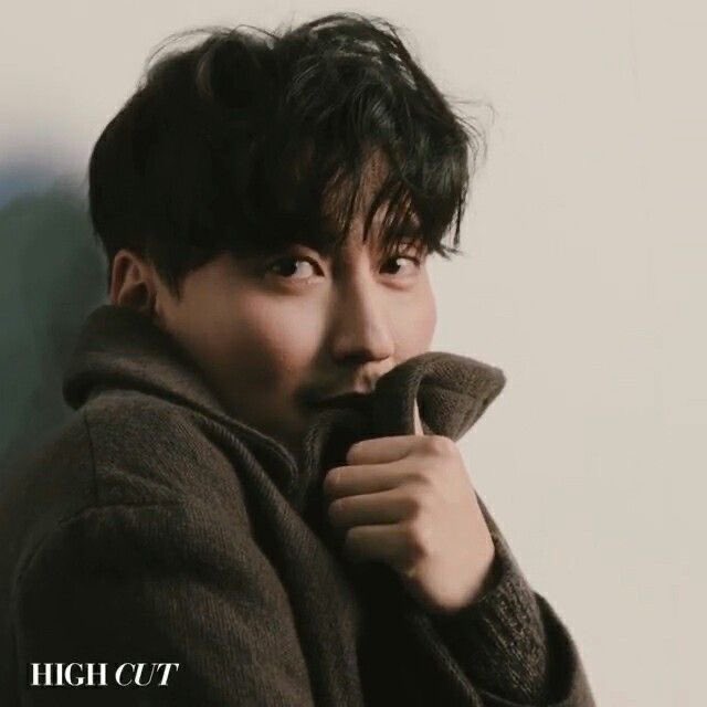 gillnamkim's tweet photo. 베이비펌에수염 상상도 못해본 조합인데 워후!!!!!!!!!!!!!! 
롯드가져와봐 https://t.co/aDGgaTwZKK