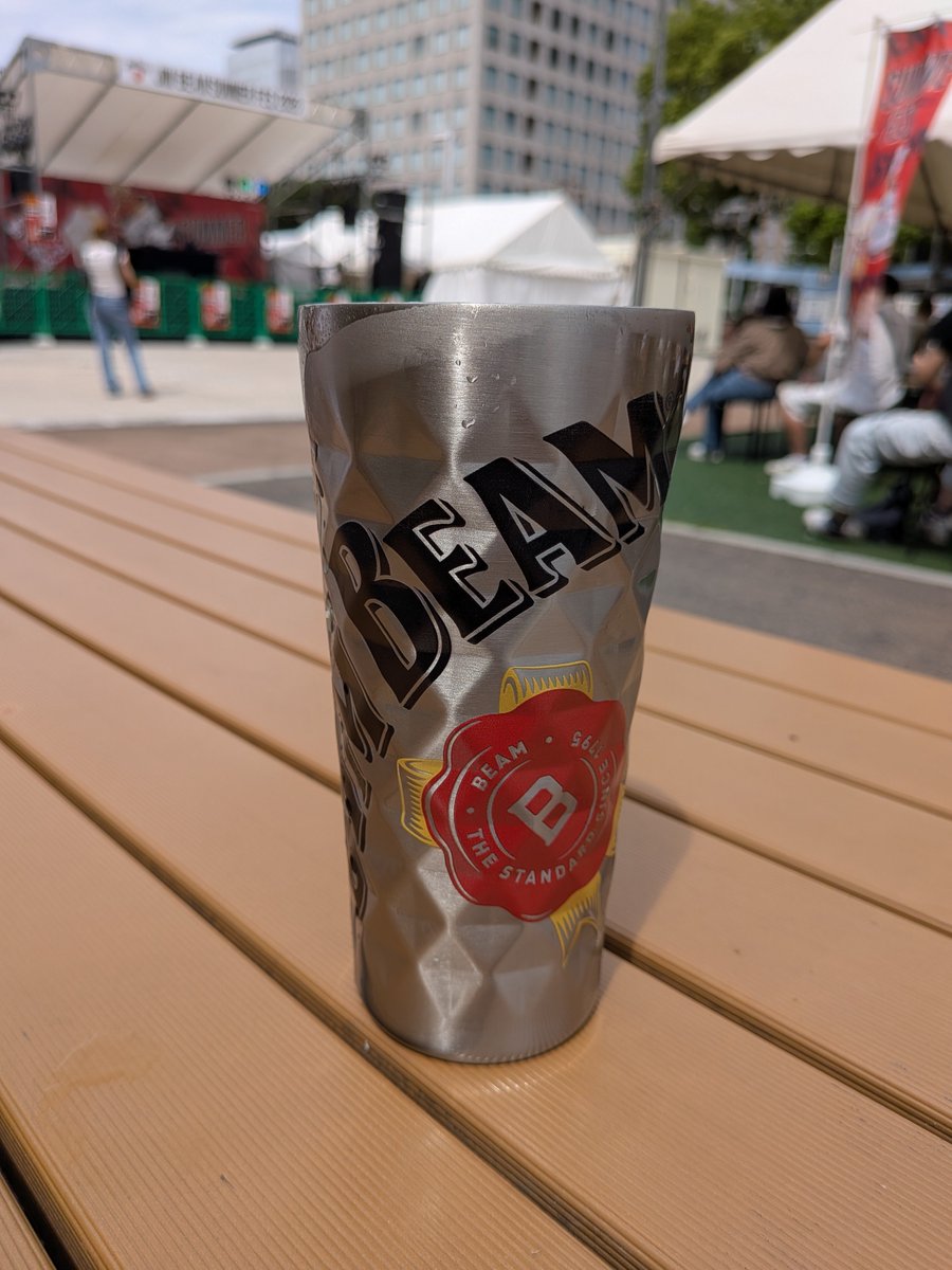 Qm_team's tweet photo. 名古屋サカエにてJIM BEAM サマーフェス2026 が開催しているのでフェスを見に行って来ました　フェス行くついでにコスプレサミットも立ち寄り(結構濃い内容のコスプレメンバー(笑) #コスプレサミット #ジムビーム https://t.co/cvFKk0jOuI