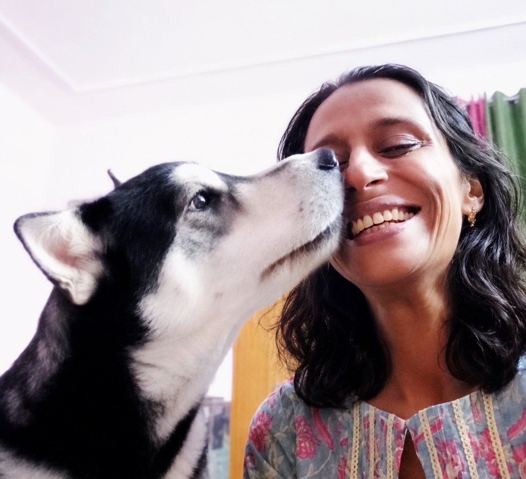 TheDogMother_'s tweet photo. I never thought I'd have to write this.

I've been diagnosed with mild regurgitation in 3 heart valves and have been put on complete bed rest as I am getting severe breathlessness & fainting spells💔

For years, I've been the only one working to feed and treat the rescued animals at Sophie Memorial Animal Relief Trust. Today, I can't.

But my dogs still need food. Their medicines can't wait. They have no one except us.

With folded hands, I ask you to please help us through this difficult time. Every donation, no matter how small, keeps a rescued life alive.

🙏 Donate:
UPI: 8810309001 
https://t.co/PT4gyNyXhd 

Please donate if you can. If you can't, please repost. It could reach the one person who saves hundreds of innocent lives.

Dog Bless. ❤️🐾
— Kaveri Singh Rana
@SmartSanctuary

#Donate #AnimalRescue #SaveDogs #StrayDogs #TheDogMother #DogLovers