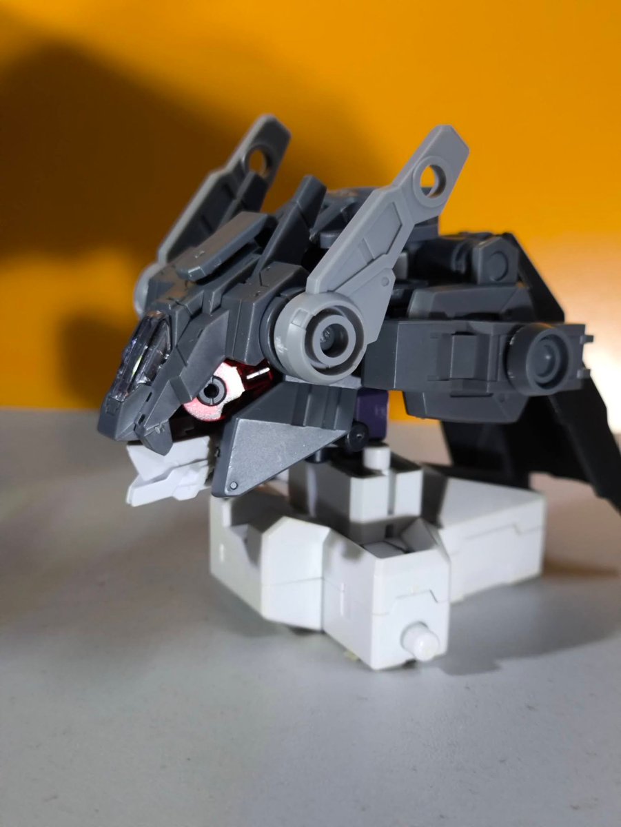 arexbbx's tweet photo. 巨大ロボットの頭部は完成した。
あとはどうやって取り付けるかを考えるだけだ。
#30MM #30MS #30ML #30MMカスタムアイデア https://t.co/TpDPJv4V5n