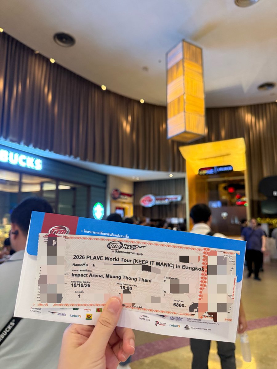 jiohsoblue_'s tweet photo. พึลลิที่กดบัตรได้แล้ว แล้วอยู่แถวสยามมาแลกบัตรอ่อนได้เลยนะคะะ คนไม่ค่อยเยอะะะะ ทางนี้แลกแร้วเรียบร้อย คิก ๆๆๆ เจอป้านะค้าน้องเพ้บบบบ 😍🫶🏻💙💜🩷❤️🖤

#KEEP_IT_MANIC_in_Bangkok 
#2026_PLAVE_World_Tour_in_Bangkok https://t.co/8ZYFJZzcap