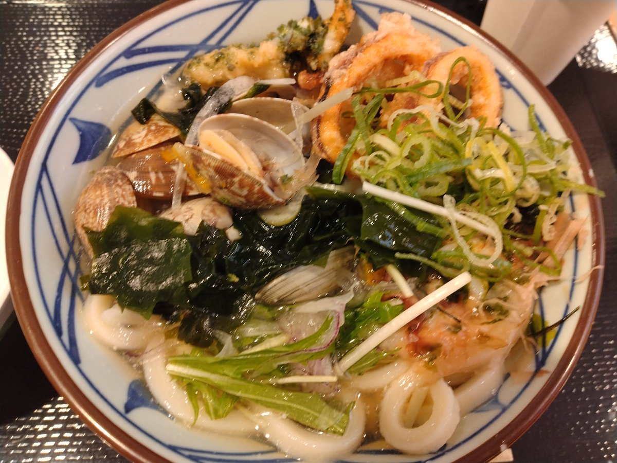 sunekichi777's tweet photo. 丸亀製麺　海鮮うま塩うどん🎵 https://t.co/7vlA3E3Hm2