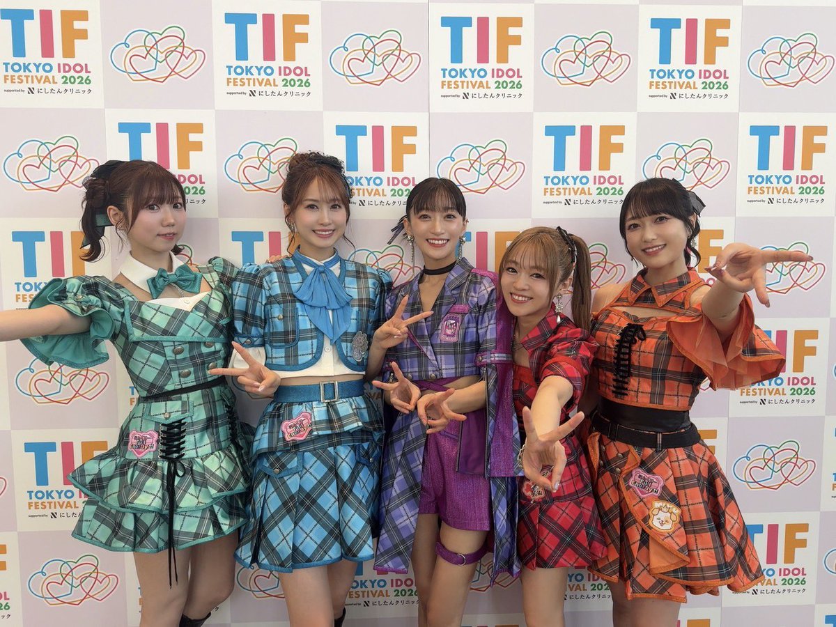 iris_official_'s tweet photo. ／
　#TIF2026
　ありがとうございました❣️
＼

🌈 セットリスト 🌈
Make it!
Realize!
ビバ☆アイドル！
あっぱれ！馬鹿騒ぎ
Welcome to あざとさワールド
アルティメット☆MAGIC

少しでもi☆Risをいいなと思ってくださった方は、
この後11月3日の横浜アリーナのチケット手売り特典会を開催しますので、是非お越しください🙇‍♂️✨

詳細は画像と以下をご覧ください💖
https://t.co/4uDmaaBAX9

🌈 #i_Ris14周年横アリ まで94日🌈
#i_Ris
