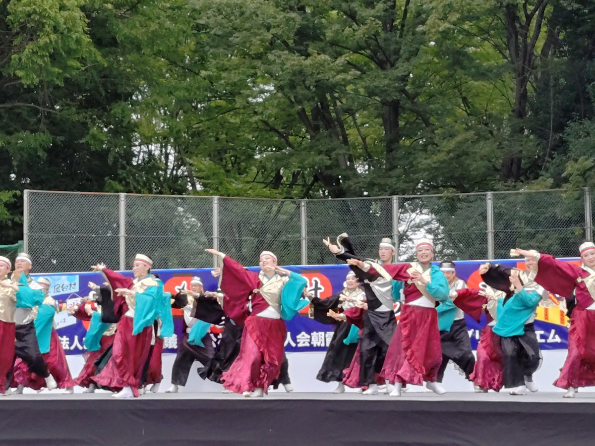not_asuka's tweet photo. 少しだけ彩夏祭観てきました。
久々に昔の仲間に会って話が出来ると嬉しいね。
暑い中、みんな輝いてました！
#妃龍
#燦sun https://t.co/0o5j7tPWaI