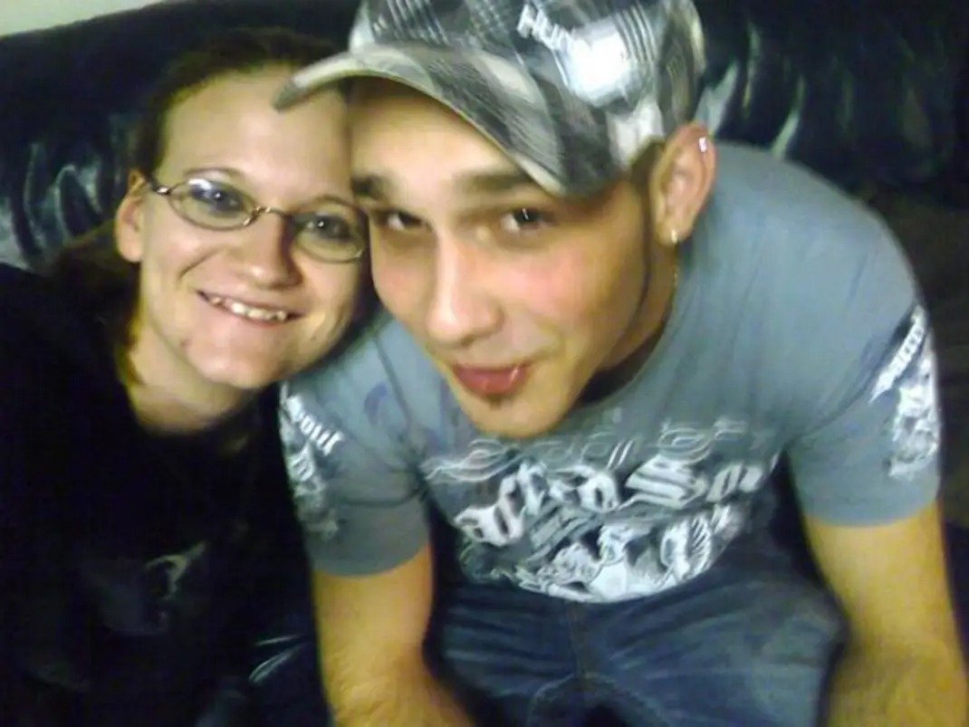 nikkoheadsets's tweet photo. I miss our crazy younger selves. 
I miss when we were best friends. You knew all my secrets and could always tell when I was depressed even through text, from 500 miles away. You would call immediately and try and fix it.
Hope you have a great birthday 🎂 https://t.co/xRDL8zze3b
