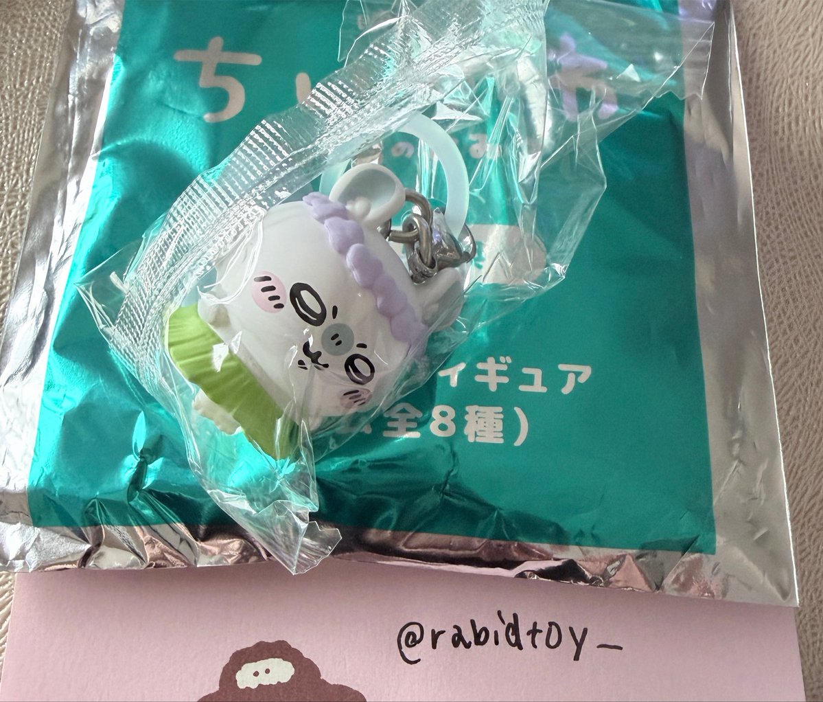 rabidtoy_'s tweet photo. @qwc_tm_y__ @0 ♡
初めまして、検索より失礼いたします。
現在新宿駅付近にいるのですが、まだお決まりでなければこれからシーサー⇄モモンガとの交換は可能でしょうか？
ご検討いただけますと幸いです。
よろしくお願いいたします。 https://t.co/9xkv0XYJnA