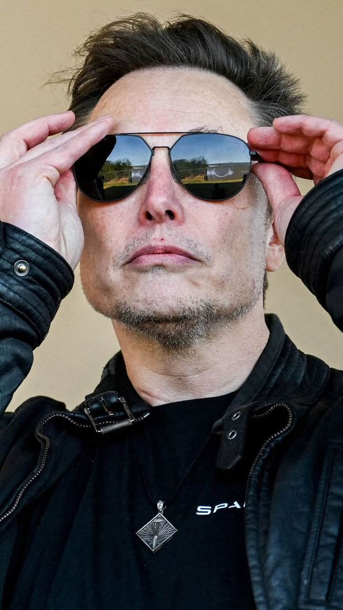 x_mindmirror's tweet photo. Which action movie reboot is this?
A) Top Gun: SpaceX 🛩️
B) The Matrix: Doge Edition 🕶️
C) Terminator: Cybercab 🤖
D) Mission: Impossible - Mars 🌌 https://t.co/nwUItoJyQH