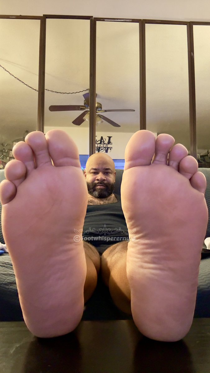 Footwhispererny's tweet photo. Socks on, socks off… https://t.co/3NdbHVo2Wn