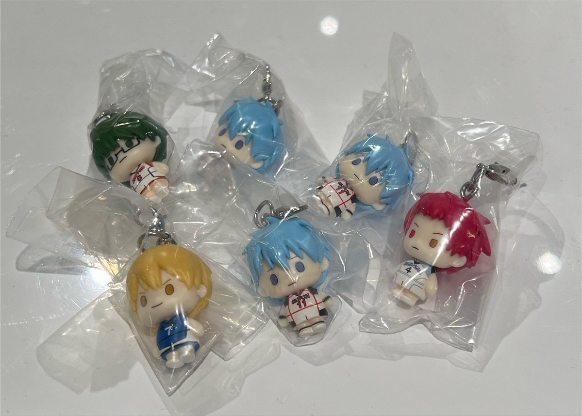 8kid9g's tweet photo. 【交換】黒子のバスケ めじるし

【譲】黒子、赤司、緑間、黄瀬
【求】紫原、火神（コンプ目的です）
郵送希望
検索からお気軽にお声掛け下さい🙇‍♀️
（出先のためID付いていません、ご了承下さい💦） https://t.co/MVGwu4P0aY