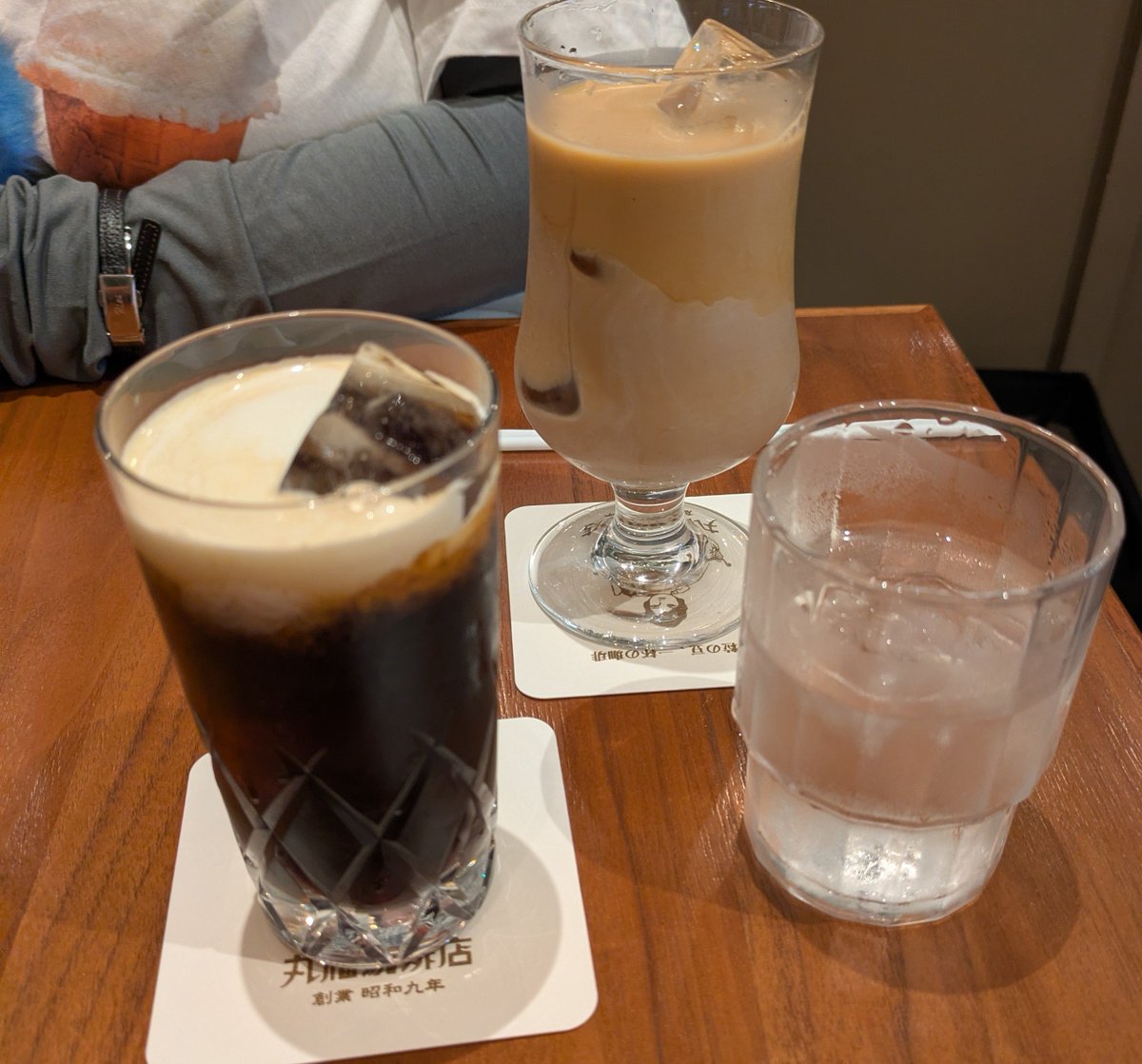 mpnka80kojb's tweet photo. 丸福珈琲でひとやすみ https://t.co/RmKs9oA81A
