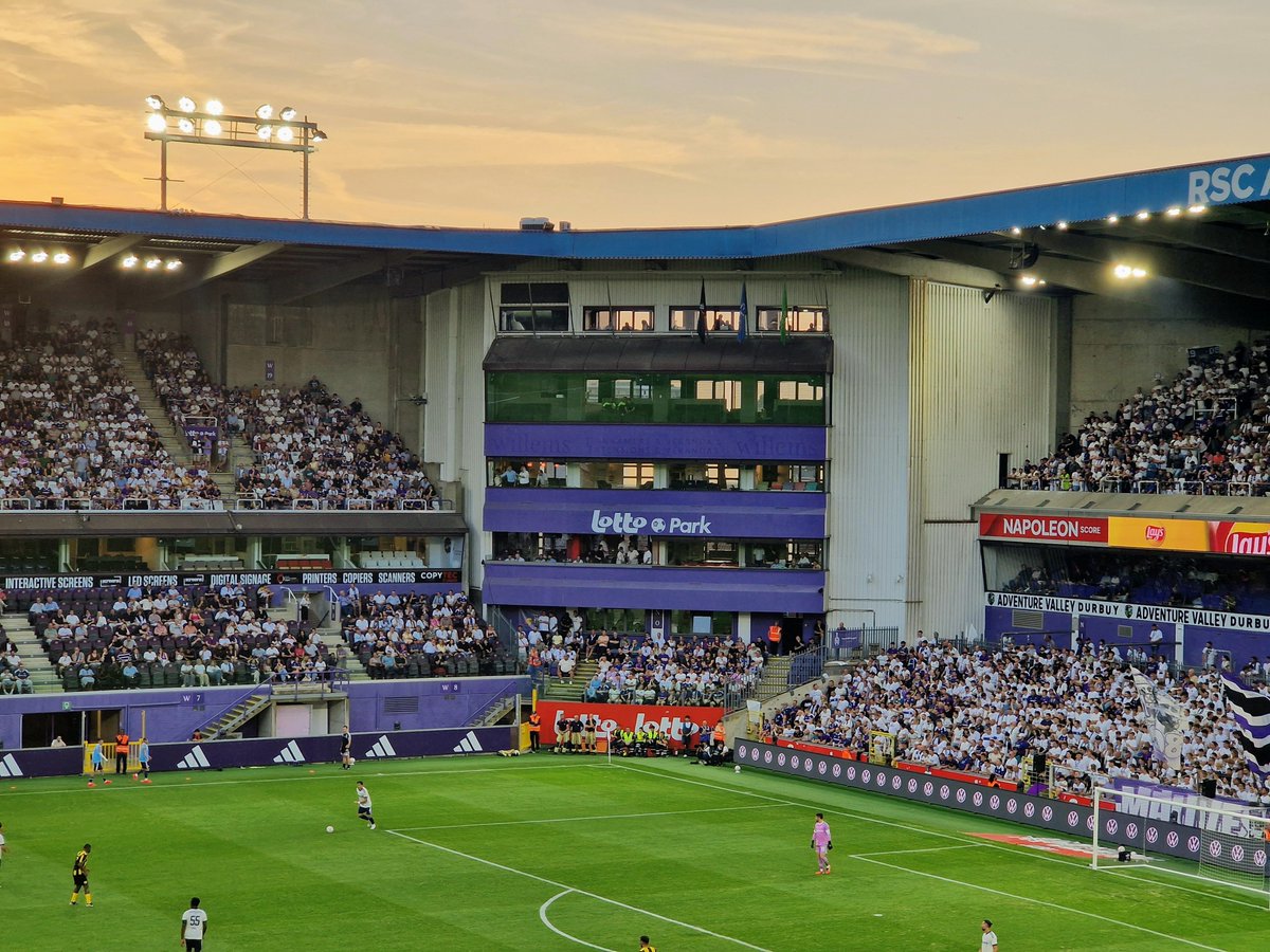 Roylovesfooty's tweet photo. Anderlecht started with lots of youngsters and struggled in the first half. Once they were replaced by ...

🗓️ 30/7/26
⚽️ @rscanderlecht 3️⃣🆚1️⃣ @hammerbyfotboll
🏟️ Lotto Park
🇧🇪 Brussels
🎟 € 20
🏆 Europa League

#groundhopping #Futbology #TerraceEdition https://t.co/gC3mNiWeRv