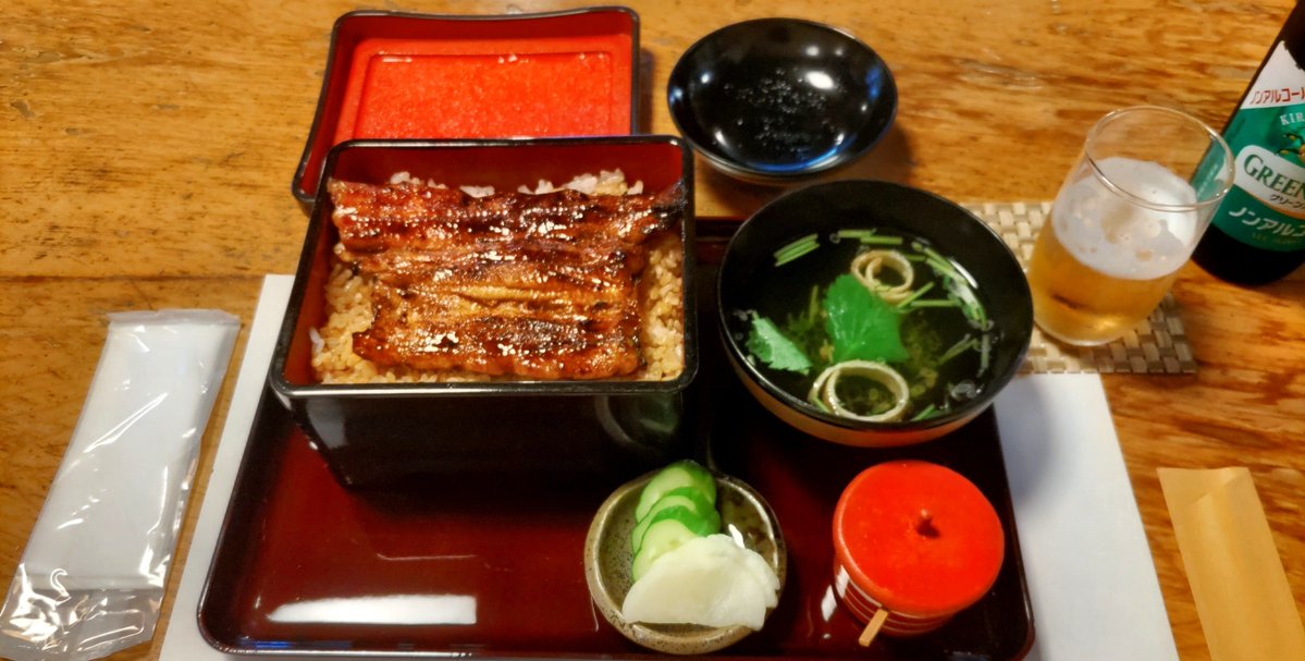 qnoissan's tweet photo. #7月を写真4枚で振り返る
#楽膳ふ久寅
鰻重 上
#MEINA
紅ズワイ蟹のクリー厶コロッケ
アメリケーヌソース
#LaCouronneDor
桃パフェ (!)
#ホシヤマ珈琲店
アフタヌーン セット 7月
「 夏風、薫る。」
しばし避難を兼ねて …暑かったわ (疲)
#食べ歩き https://t.co/53w1MTLudP