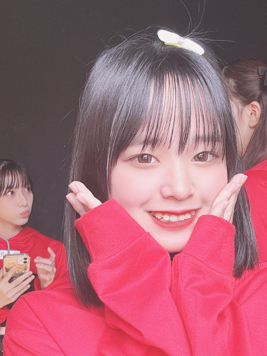 zuuukar's tweet photo. 「雲の上は　

　　いつも晴れ」　

＃葵ひなた　🦍　

@hinata_qun0630  

＃QunQun 

＃福岡のアイドル　

「これからの毎日が　

あなたらしい色で　

輝き続けますように」　

👍 https://t.co/t6RliSvBq9