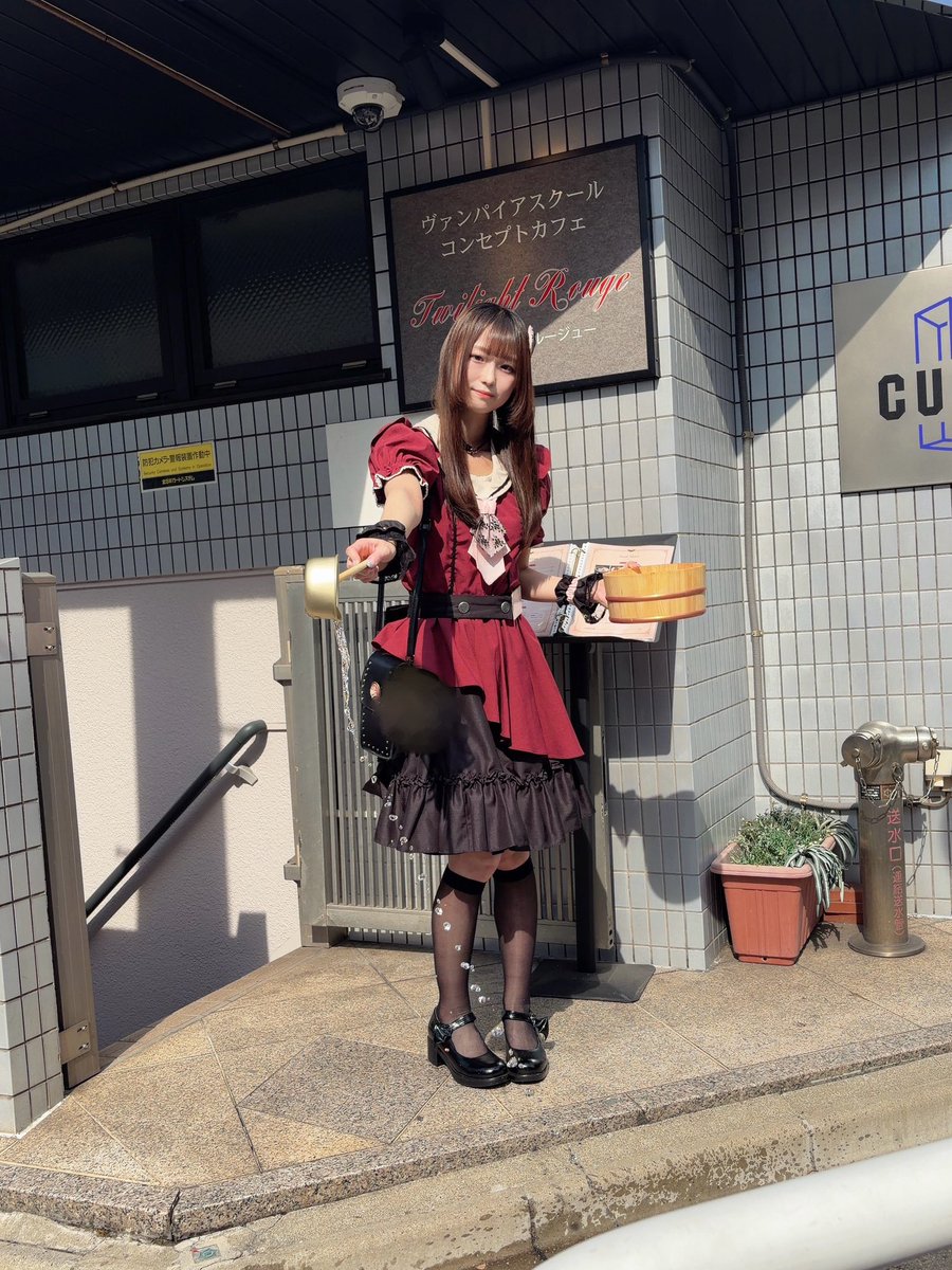 TwilightRouge's tweet photo. 🥀本日課外活動に参加している候補生🥀

🦇1年生
める(@kurumeru_o0 )
ひかる(@hikaru__tr )

🦇2年生
しゅしゅ(@TR_shironeko ) 
はるる(@__haruucha )
あゆち(@matsudaayuna_tr )
マリア(@TR_Maria99 ) https://t.co/uN2jrcHfUW