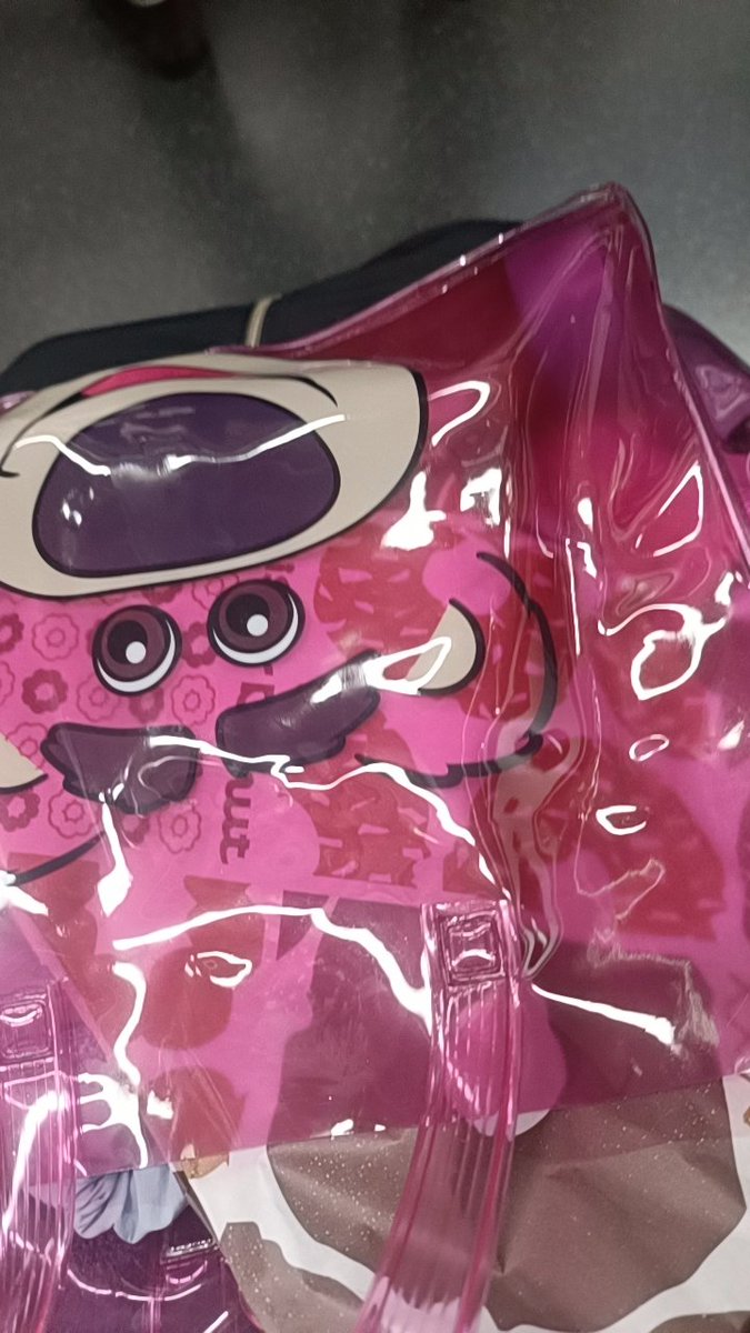 hulamayu's tweet photo. @SUGIZOofficial オフ会帰りだぴょん🐸
オフ会は自分が生きてることを実感させてくれる時間。。
「また会おう。」（クイズ※誰のセリフでしょう？） https://t.co/t90fUWujd3