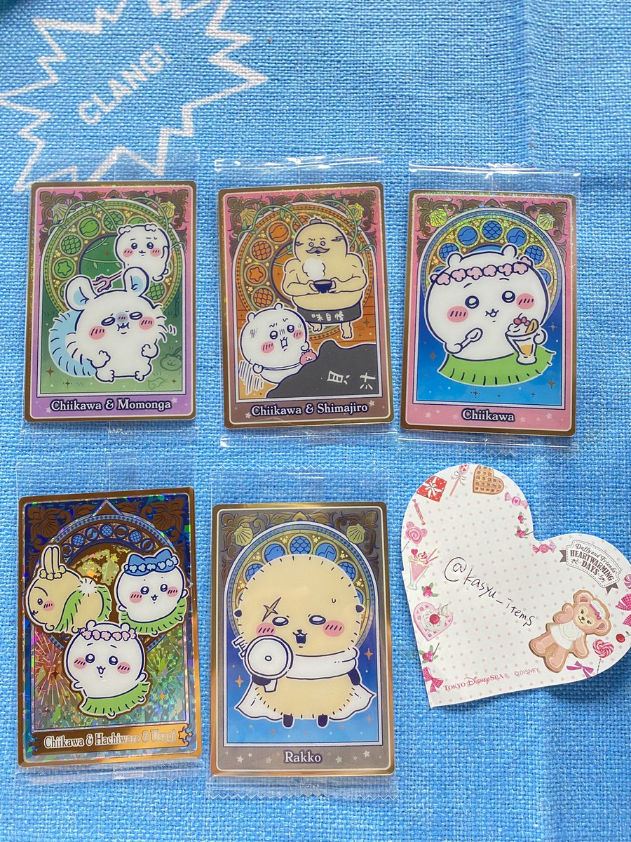 kasyu_items's tweet photo. ちいかわ人魚の島のひみつ ウエハース交換

【譲】 ちいかわ&amp;ハチワレ&amp;ウサギ(ハイパーレア)、ちいかわ、ラッコ、ちいかわ&amp;モモンガ、ちいかわ&amp;島二郎

【求】 セイレーン(レア)＞シークレット

ご気分害されなければ複数提供可能です✨
郵送希望です📮
お気軽にお声掛けください🧜 https://t.co/TdbNdKWahm