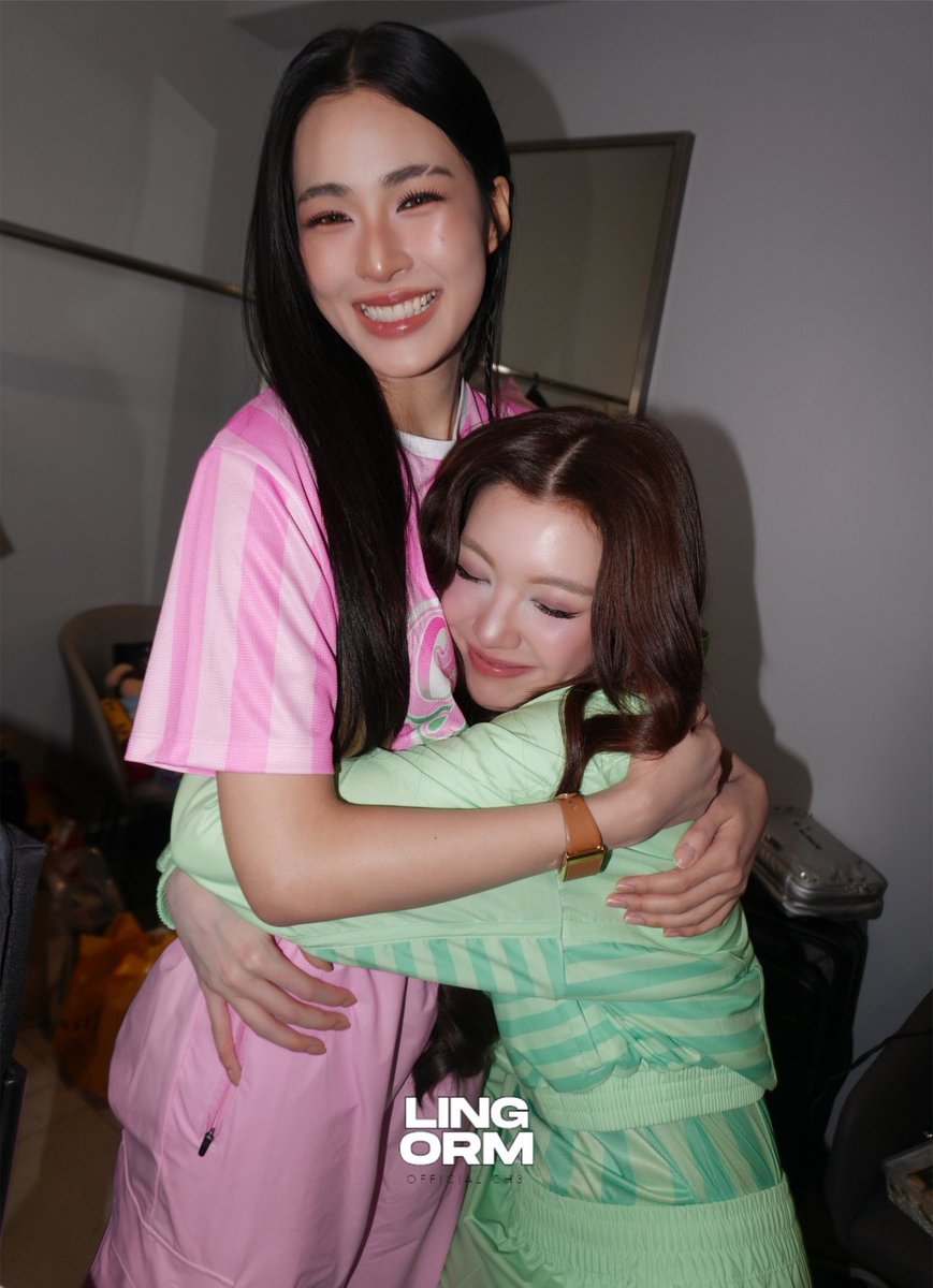 nongplaaaaa's tweet photo. “ เดี๋ยวหนูไปหาเขาที่ห้องเอง ” คั้บลูก ไม่น่าแซวเท่าไหร่ 2/10 แม่เคะอยู่ให้ไหว ๆๆ 😭😭🫵🏻 https://t.co/CccHjTLd2Z