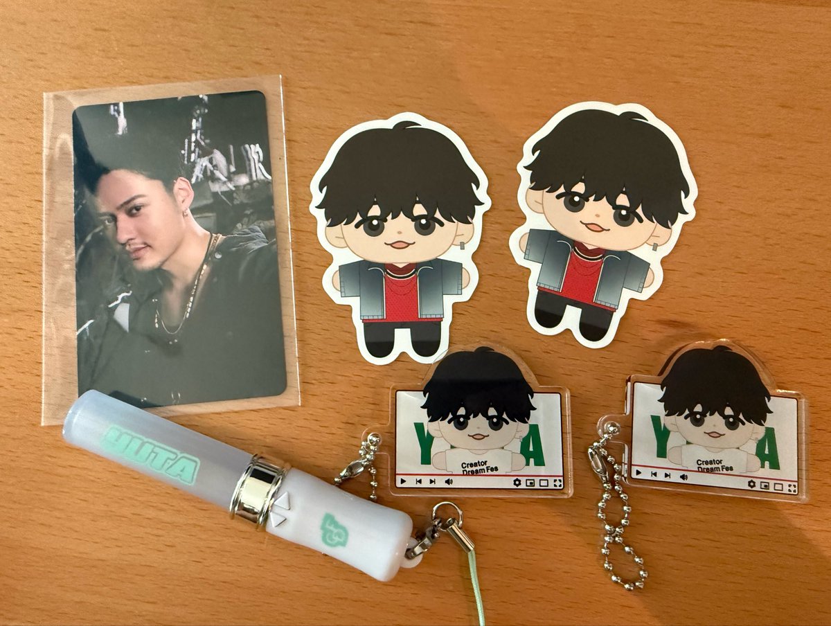 sjtry_'s tweet photo. 【求】ゆうた 目印チャームor買取
【譲】下記画像、買取

交換の他にもゆうたくんの目印チャーム買取させていただける方、また下記画像の写真を買取していただける方を探しております。

#コムドット #CDF2026 https://t.co/D0NJjeh4hO