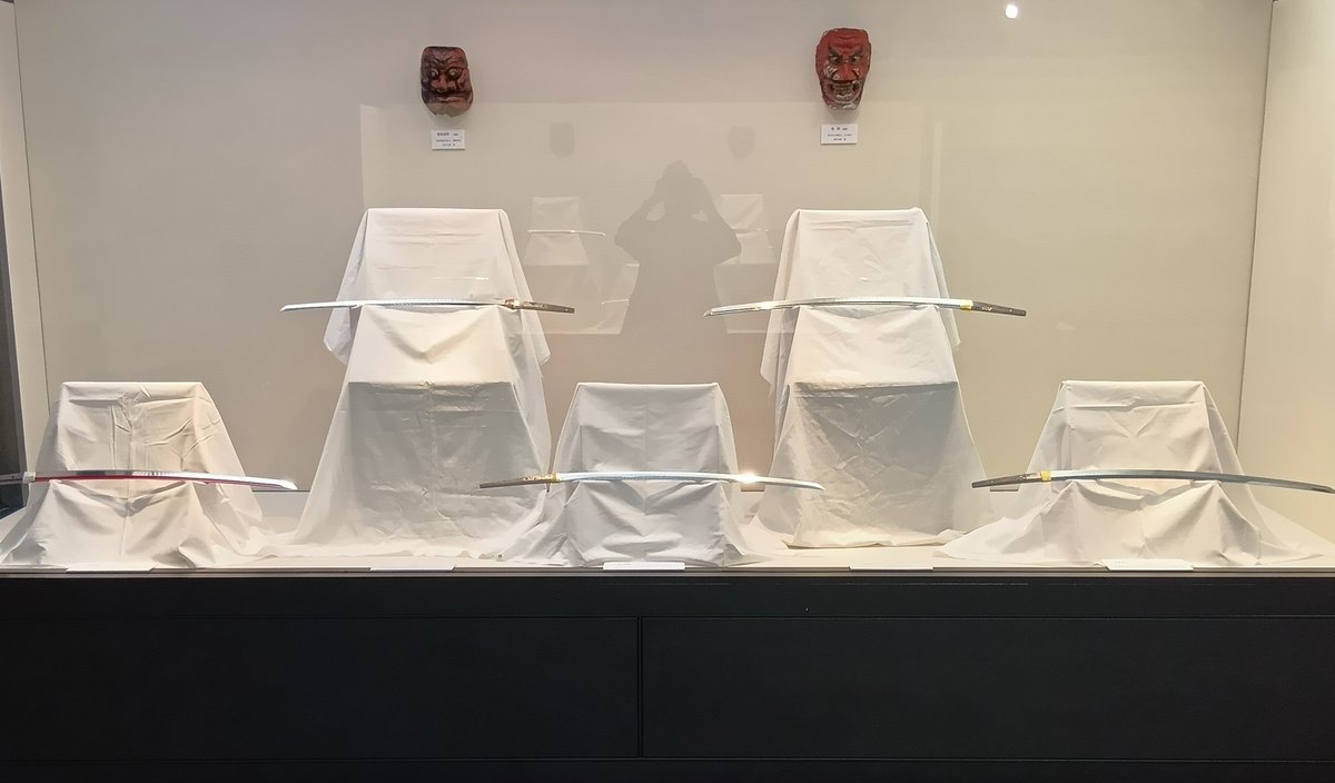 Oshubunko's tweet photo. 北上市立　#鬼の館展　見学ハイライト2

古刀、新刀、圧巻の　#藤四郎… https://t.co/qqSGkyTm1Z