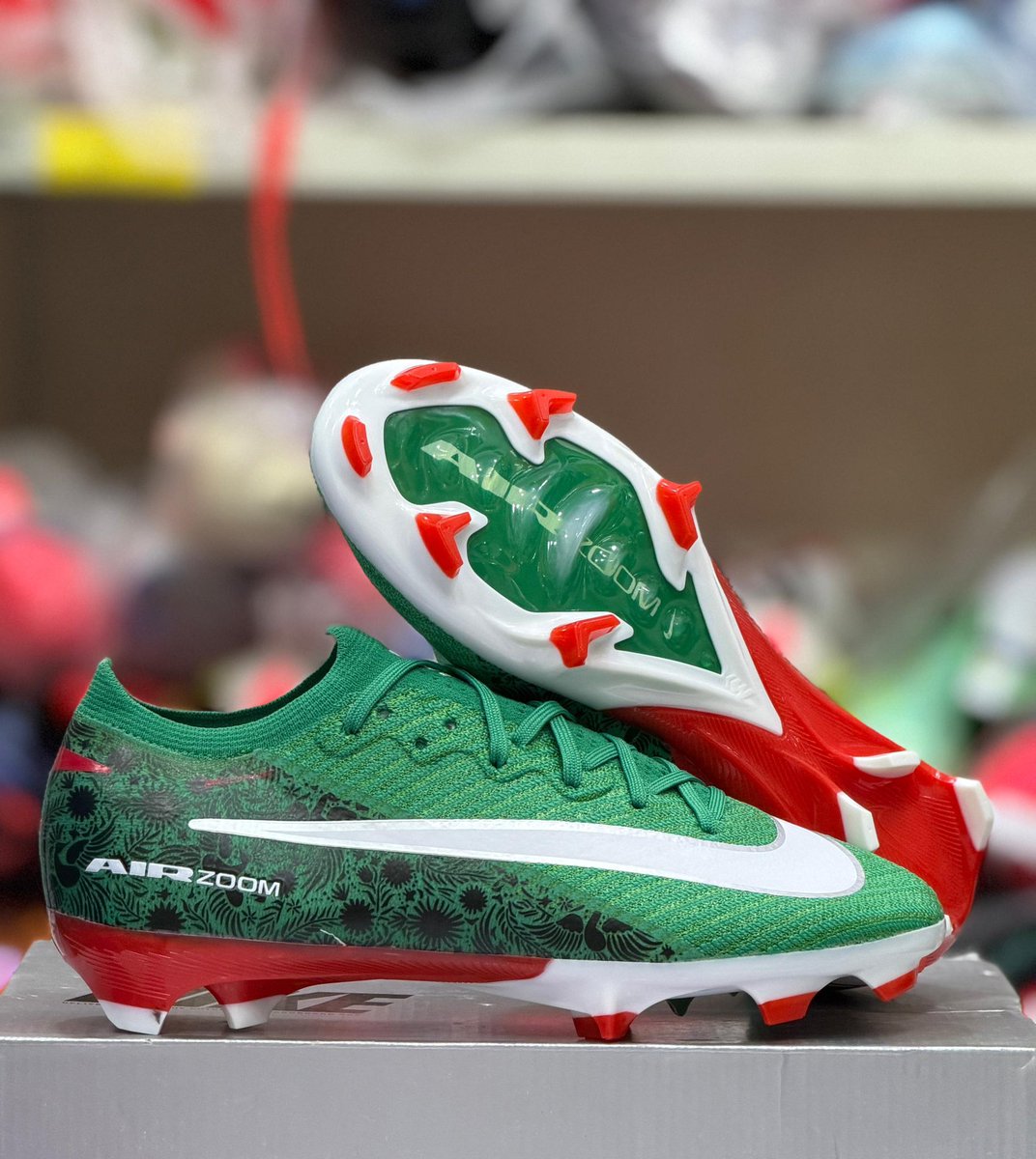 Pitchpr0's tweet photo. New Inn😍😍
Sizes:40-45
Price:47k
Location:Kaduna
Delivery Nationwide

⚠️ PitchPro is an independent brand. We are not affiliated with, endorsed by, or sponsored by any football club, league, or sportswear brand.
#FootballFans #Fyp #kaduna #Abuja #boot https://t.co/2vQYrLaQqd
