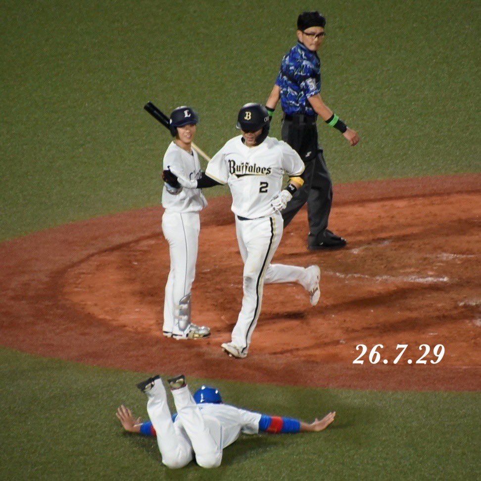 HappyStar003's tweet photo. 26.7.29 プロ野球オールスター@富山🐟✨️
 今年は打ったし、サイン通りダブルスチール決めたよ～😆🙌🏻💕✨️
ホームインしたら、BIGBOSSヘッスラしてて思わず笑🤣🤣🤣
#Bs2026
#若月健矢
#orixbuffaloes
#20260729 https://t.co/LhZ36VW3Gw