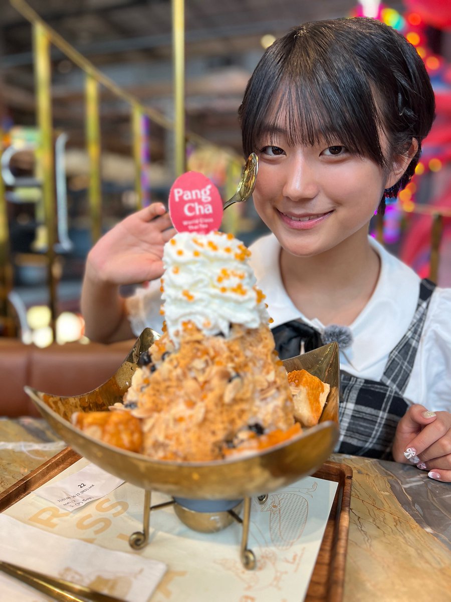 pristo_ritsuki's tweet photo. 今日は8月1日☀️♬.*ﾟ
ということでコメントを返します💬
みんな私にたくさんメッセージちょーだいෆ⸝⸝꙳
これ⬇️人生でいちばん美味しかったタイティーかき氷🍧
 #プリンセス物語  #宇佐見凛月 https://t.co/7QBkNCGgbo