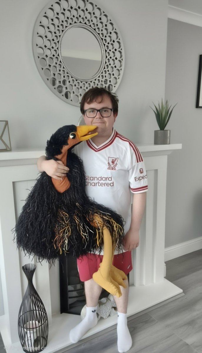 JockKirky69's tweet photo. @AnthonyDaytv @LFC @LFCRetail https://t.co/yUeywOzRqR