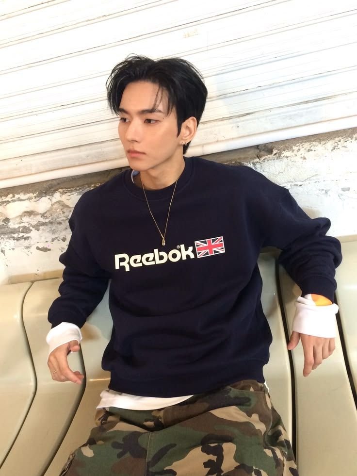 sereanora's tweet photo. Janjiannya seribu tahun udah ngalah ngalahin janjian sama pejabat. Untung ganteng 😙 https://t.co/TPHTWRB0cM
