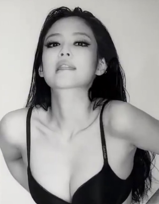 janeykims160196's tweet photo. https://t.co/I9h5yY52vo