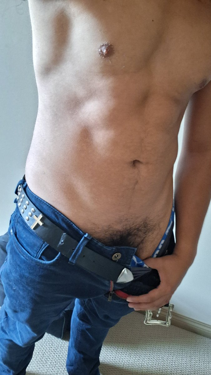 priv4teplay's tweet photo. Fuck it. Free sexting and nudes for the first person to DM in the next 5 minutes https://t.co/7FcCHibakm