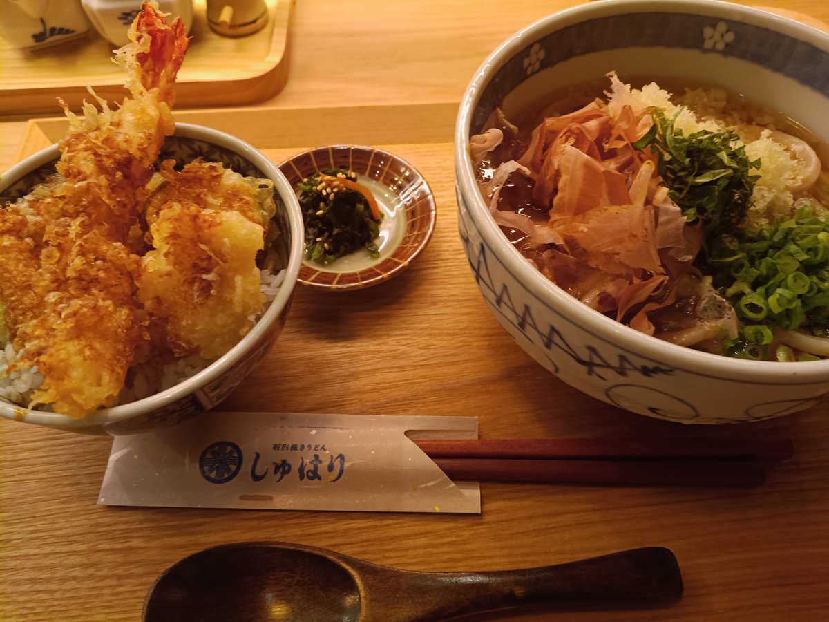 babasashi's tweet photo. 錦糸町でふらっと入った店が繁盛店だった
ギリギリのランチ対応してもらったけど、飲むのに良さそうな店 https://t.co/nonyTgOhcv