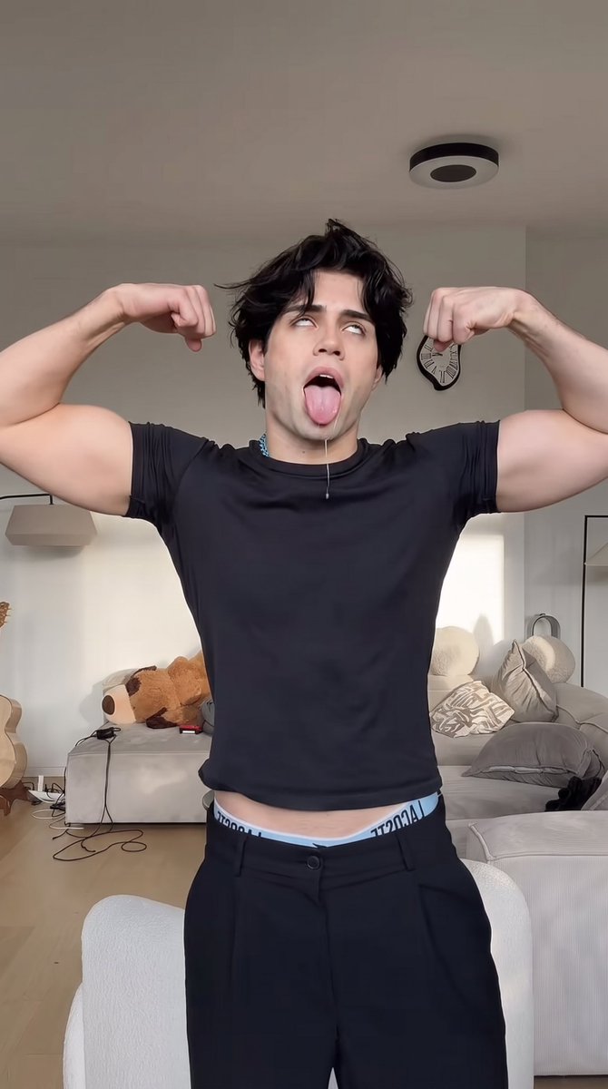 alphafapfapfap's tweet photo. dude are you stroking to tiktokers again? [REQUESTED] https://t.co/2sU9AWwsi5