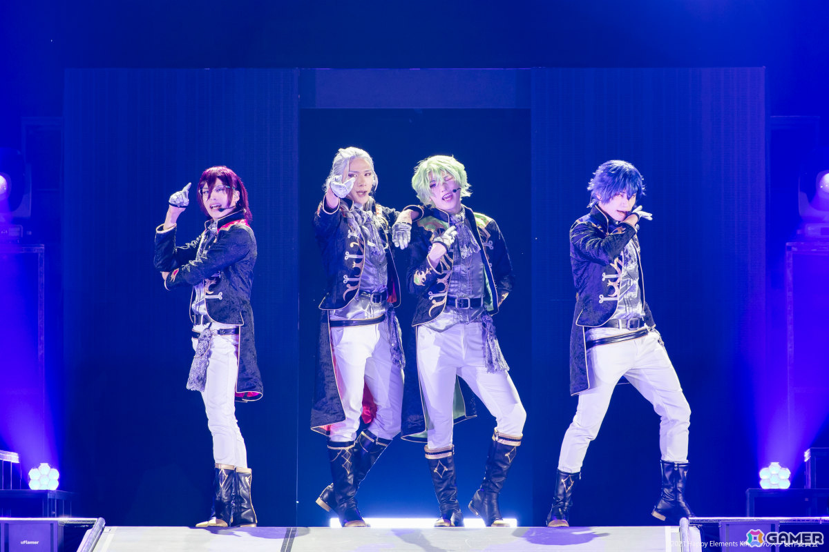 GamerNeJp's tweet photo. 「あんさんぶるスターズ！THE STAGE」-10th Anniversary LIVE-が開幕！開幕舞台写真＆キャストコメントも到着  https://t.co/jQmqlBpJuj #あんステ https://t.co/ToKrktyY4e