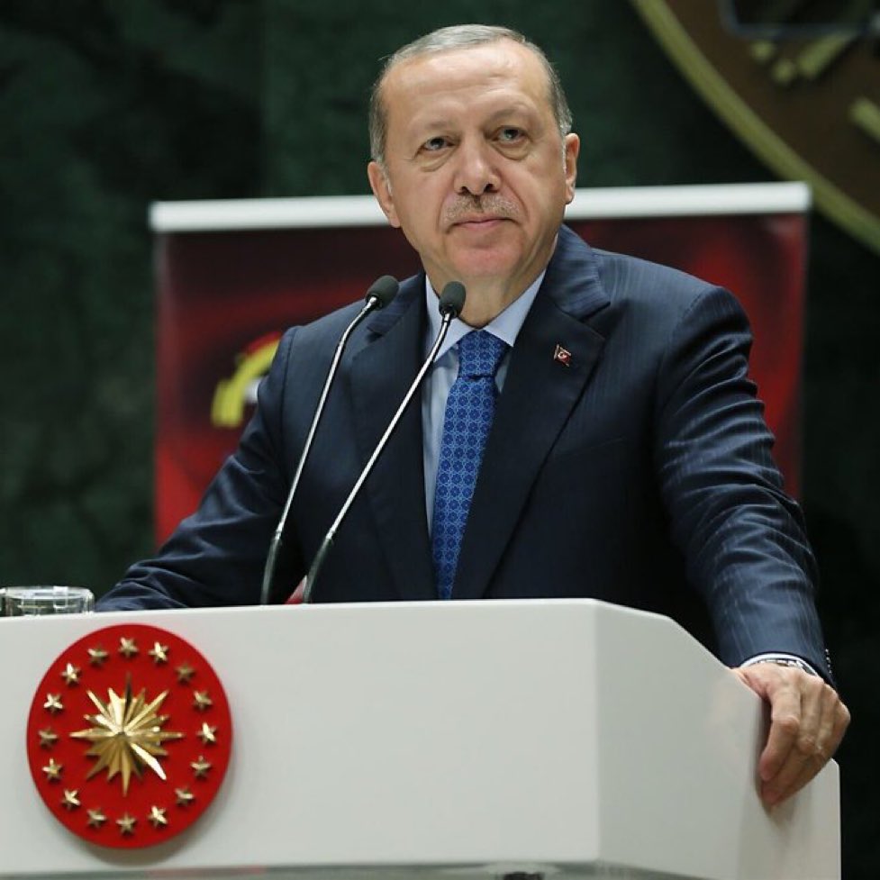 vukuathaberx's tweet photo. Anayasa'nın 116. maddesine göre: 

“Cumhurbaşkanlığı Hükümet Sistemi'nde Cumhurbaşkanı Recep Tayyip Erdoğan'ın 3. defa aday olması mümkün değildir.” https://t.co/qIGfRBsGOa