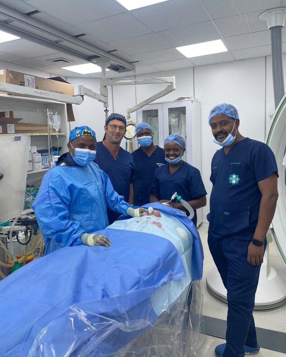 HananyaNaftali's tweet photo. This is the Israel the media rarely shows. 🇮🇱❤️

An Israeli doctor, Sagi Assa, flew over 4,000 km to Rwanda to help save the life of an 11-day-old baby with a rare heart defect, and flew home the same day. Israel doesn't just save its own. It saves lives around the world. https://t.co/AH78oetXCl
