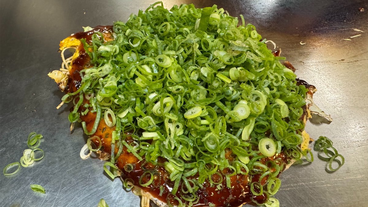 shigurerikka's tweet photo. 三重の親父殿と広島で合流してネギ肉玉 https://t.co/B3Ck1q1i1P