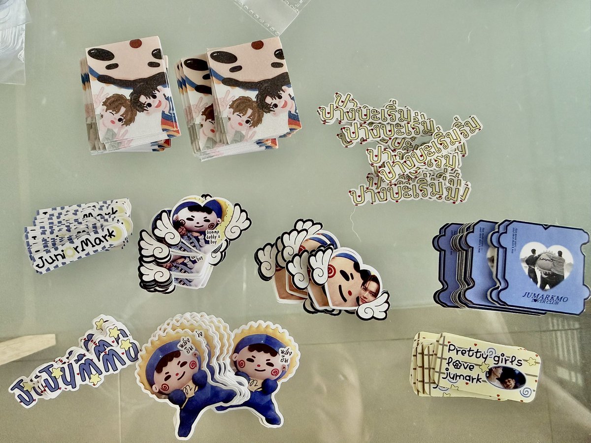 hi_run12's tweet photo. ⋆. 𐙚 ˚ pls rt  ◡̈

giveaway for JuniorMarkSunnyMoonConcert

☀️🌙 #JuniorMarkConcert 

🐶🐱 sticker diecut 20 set ⋆ ˚｡⋆˚

🏠✨ bitec live 9 Aug 2026

#JuniorMark #junniorrs #markjrtn #Jummo https://t.co/ur2QIM0bh6
