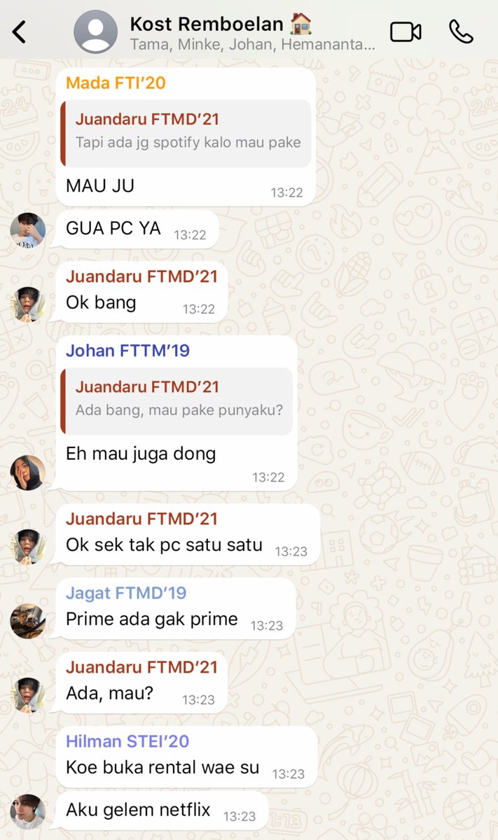 nominrace's tweet photo. #nomin nangor effect series

edisi mada minjem spotify, biasalah anak rantau duit tipis jadi mending minjem akun temen

gelem = mau
cangkeman = bacot
cocote dulure dewe ora dijilihi = sodaranya sendiri ga dipinjemin https://t.co/cJexPXWaH8