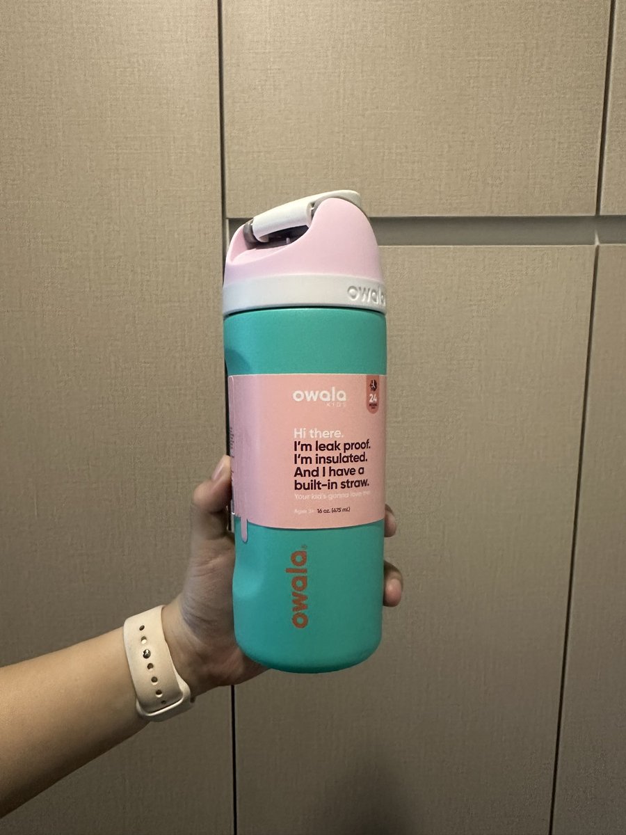 tumarraigordaii's tweet photo. ปล่อยแก้ว Owala Kids’ FreeSip® ขนาด 16 oz 
มือ1 1399฿ รวมส่ง หิ้วเองจากusa 🇺🇸
กทมเรียกแมสมารับได้ค้าบ 🌟
#พรีowala #รับหิ้วเมกา #owalathailand #แก้วowala #พรีออเดอร์อเมริกา #owala #owalaมือหนึ่ง #owalaมือสอง #ปล่อยของมือสอง https://t.co/GJ6QYs2ODZ