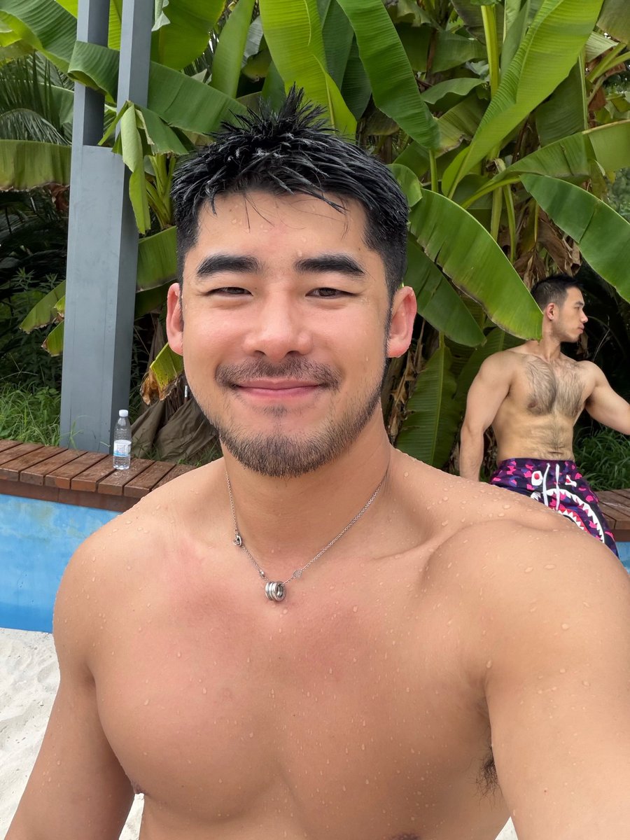 gebegonnn_23's tweet photo. 水遊び😄 https://t.co/PzDbQJ0QfV