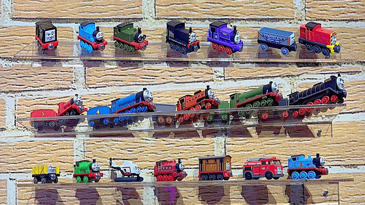 SpitefulVix's tweet photo. Everyone is hoping for so many characters to make a comeback in the new diecast and motorized range, I’m just hoping for good express coaches!! https://t.co/wuxQd9SJTx